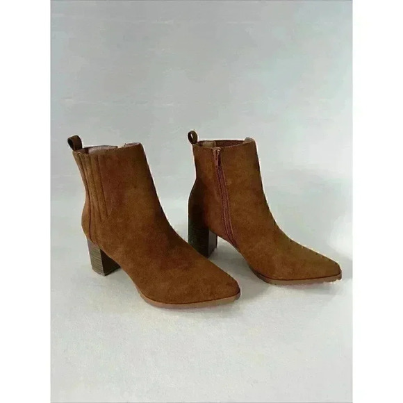 Maurices Alexa Gore Mini Lug Ankle Boots NWOB Sz 8 - Picture 2 of 10
